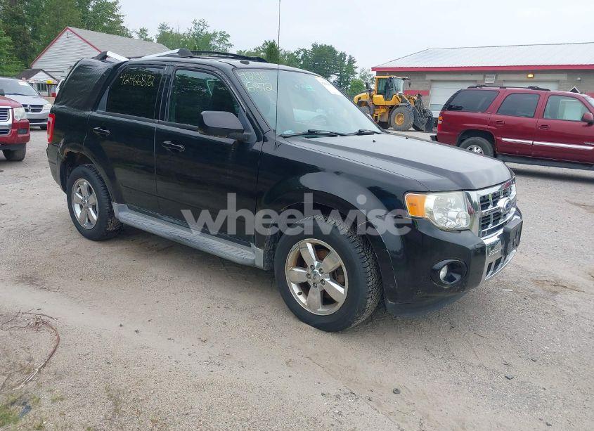 2010 Ford Escape LIMITED (VIN 1FMCU9EG4AKD09015) main photo