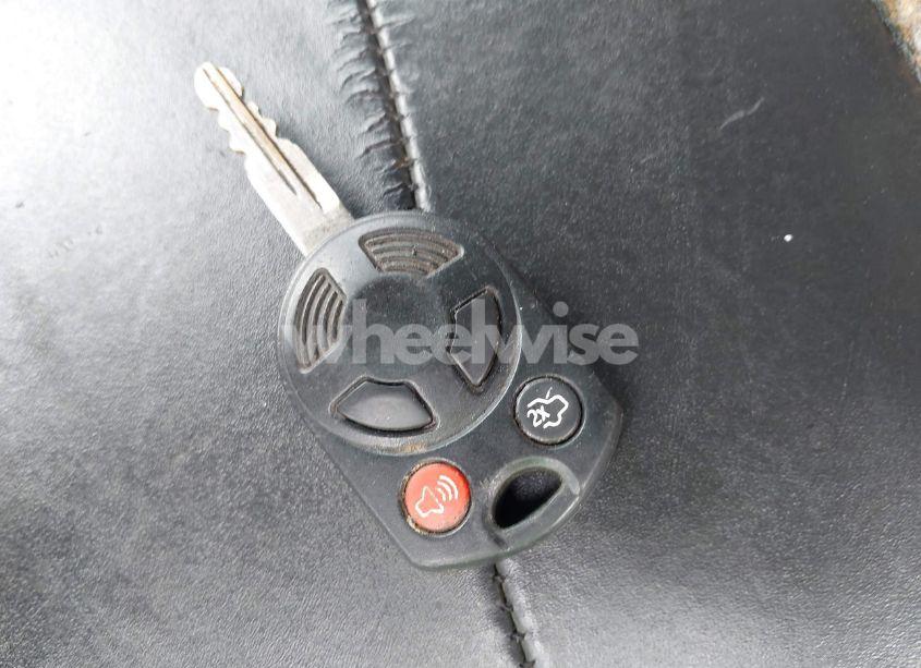 Photo 11 of 2010 Ford Escape LIMITED (VIN 1FMCU9EG4AKD09015)