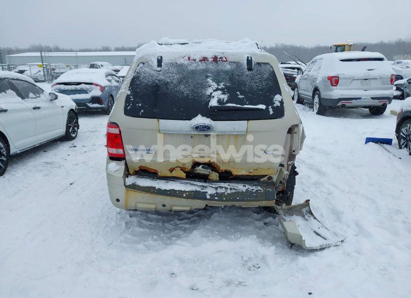 Photo 17 of 2010 Ford Escape LIMITED (VIN 1FMCU9EG4AKD43861)