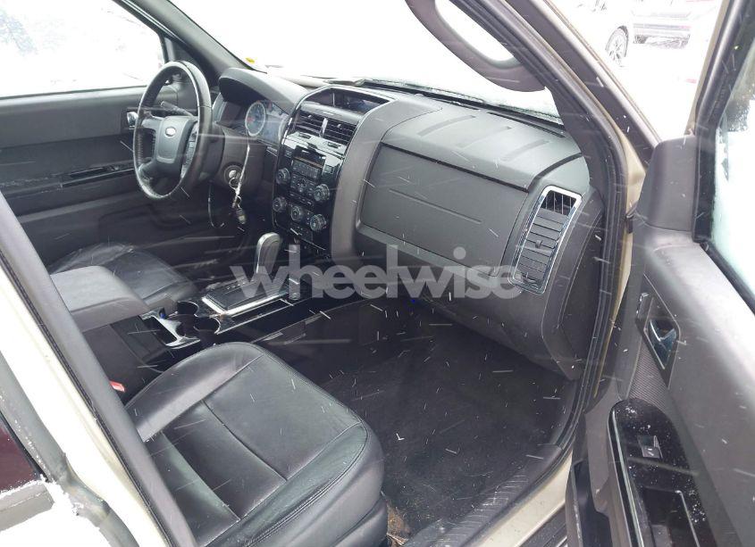 Photo 5 of 2010 Ford Escape LIMITED (VIN 1FMCU9EG4AKD43861)