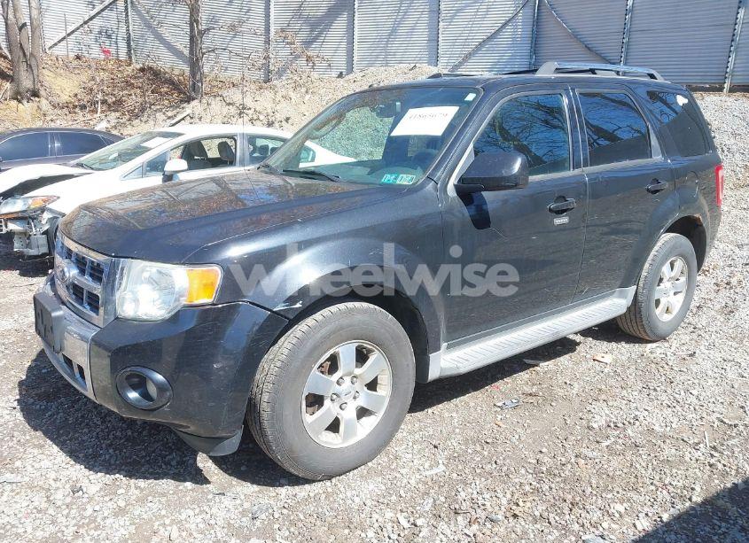 Photo 2 of 2011 Ford Escape LIMITED (VIN 1FMCU9EG4BKA71796)