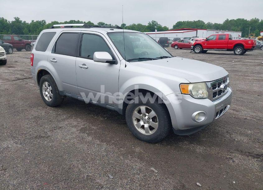 2011 Ford Escape LIMITED (VIN 1FMCU9EG4BKA98626) main photo