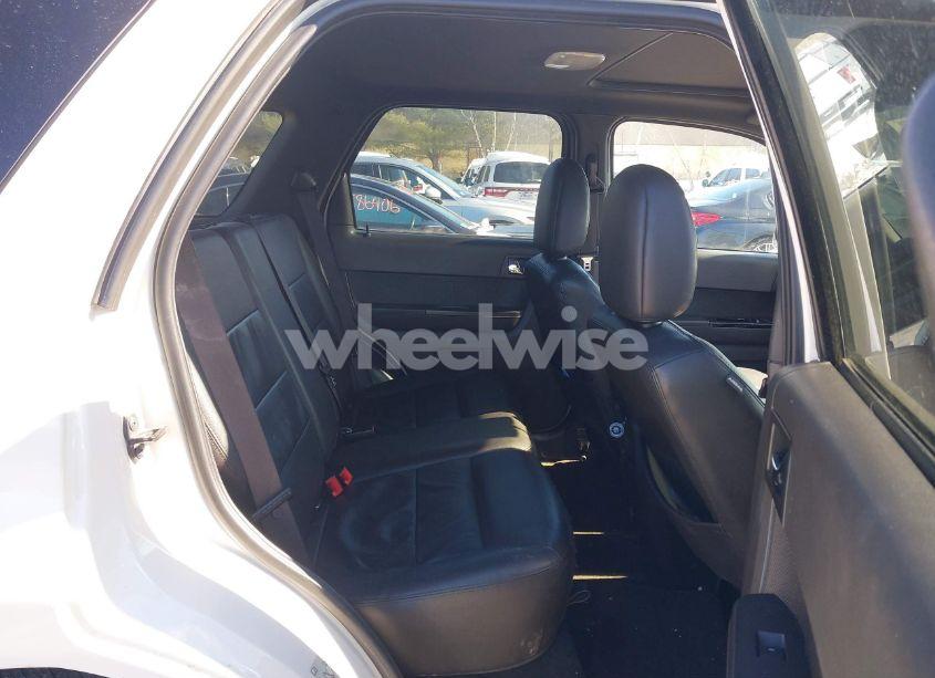 Photo 5 of 2011 Ford Escape LIMITED (VIN 1FMCU9EG4BKB41300)