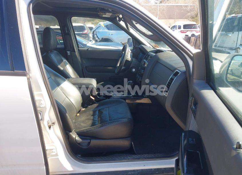 Photo 8 of 2011 Ford Escape LIMITED (VIN 1FMCU9EG4BKB41300)