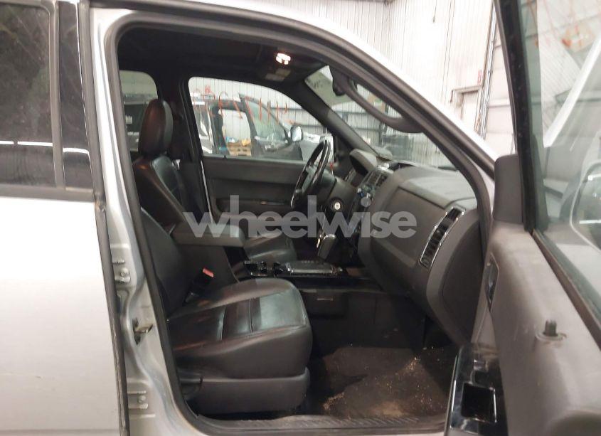 Photo 5 of 2011 Ford Escape LIMITED (VIN 1FMCU9EG4BKC03911)