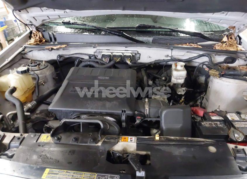 Photo 10 of 2010 Ford Escape LIMITED (VIN 1FMCU9EG5AKB41952)