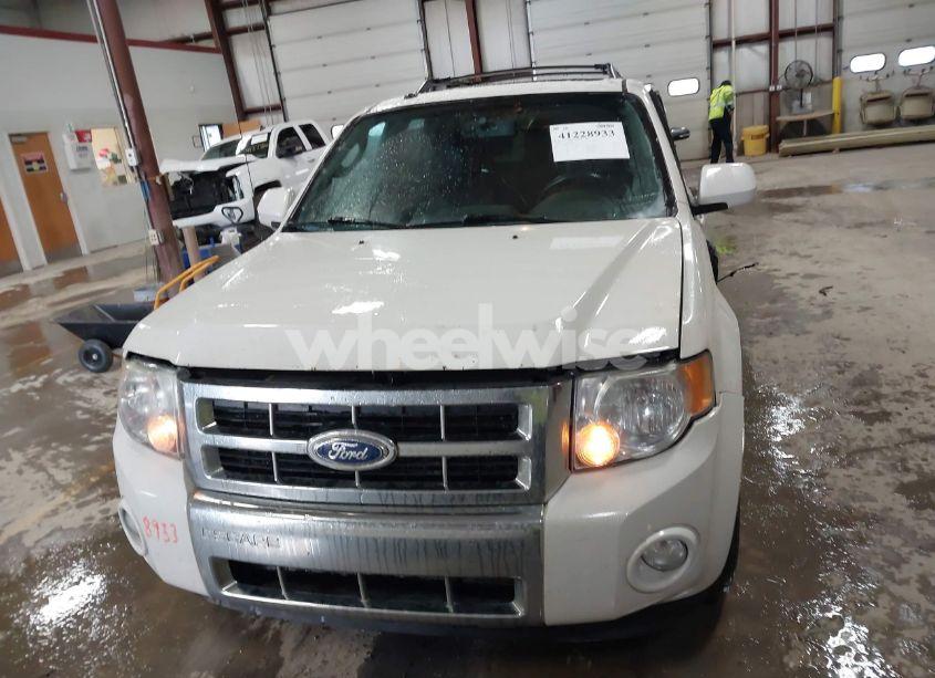 Photo 12 of 2010 Ford Escape LIMITED (VIN 1FMCU9EG5AKB41952)