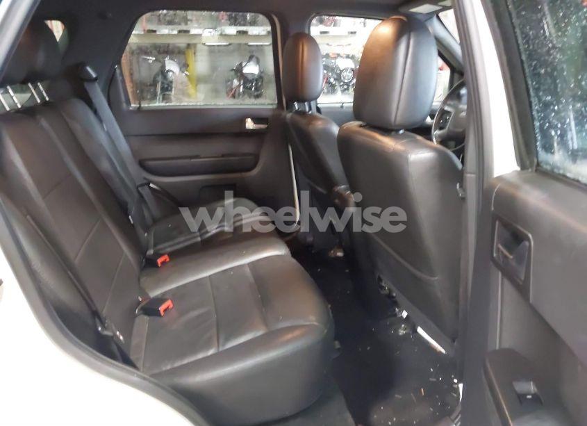 Photo 8 of 2010 Ford Escape LIMITED (VIN 1FMCU9EG5AKB41952)