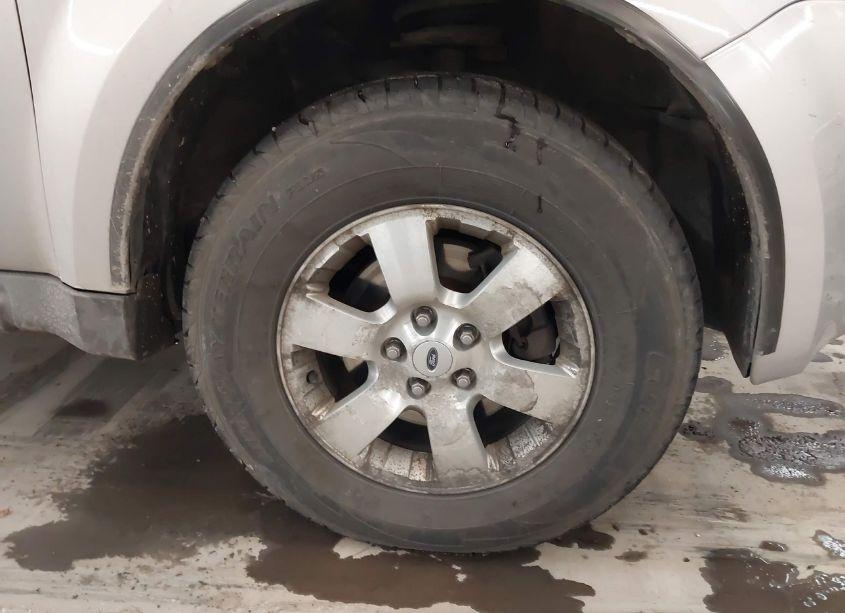 Photo 12 of 2010 Ford Escape LIMITED (VIN 1FMCU9EG5AKC60312)