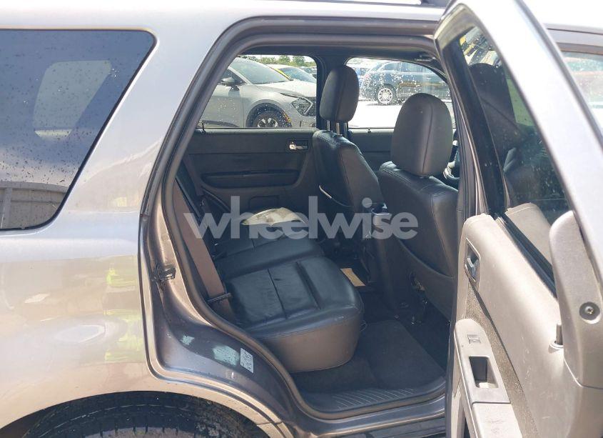 Photo 8 of 2010 Ford Escape LIMITED (VIN 1FMCU9EG5AKC61203)