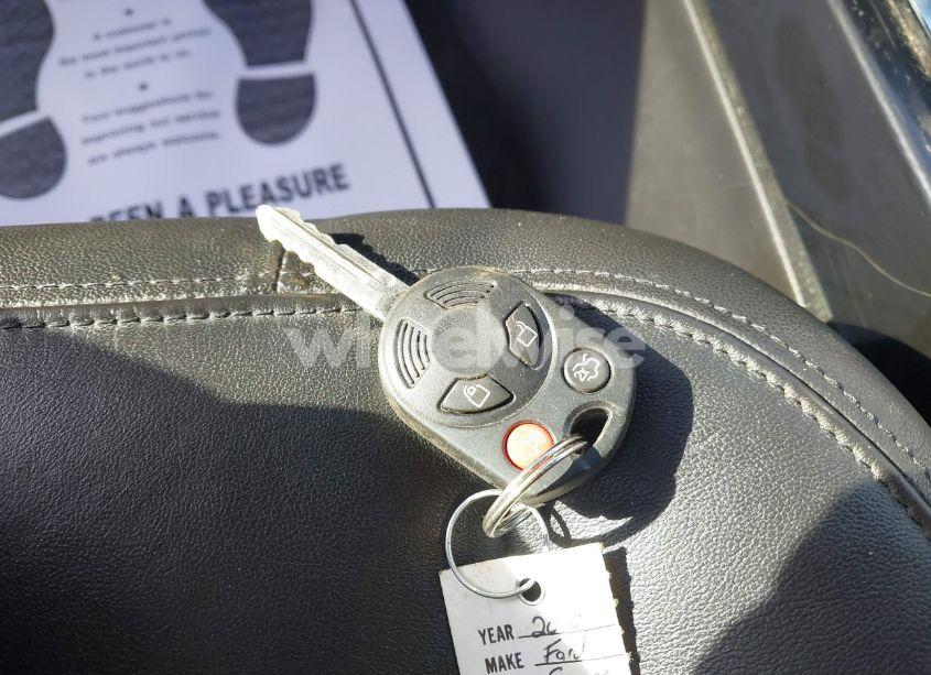 Photo 11 of 2010 Ford Escape LIMITED (VIN 1FMCU9EG5AKD17866)