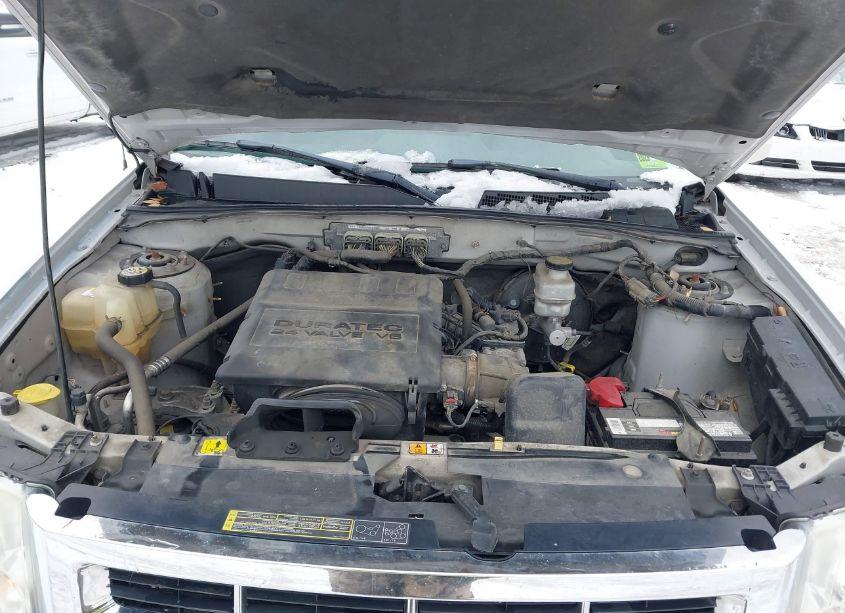 Photo 10 of 2010 Ford Escape LIMITED (VIN 1FMCU9EG5AKD25790)