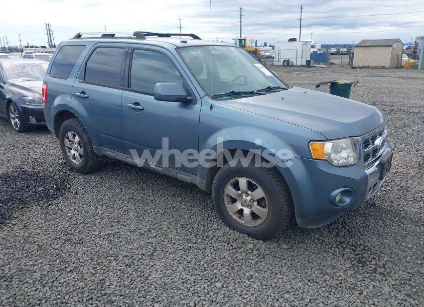 2010 Ford Escape LIMITED (VIN 1FMCU9EG5AKD30214) main photo