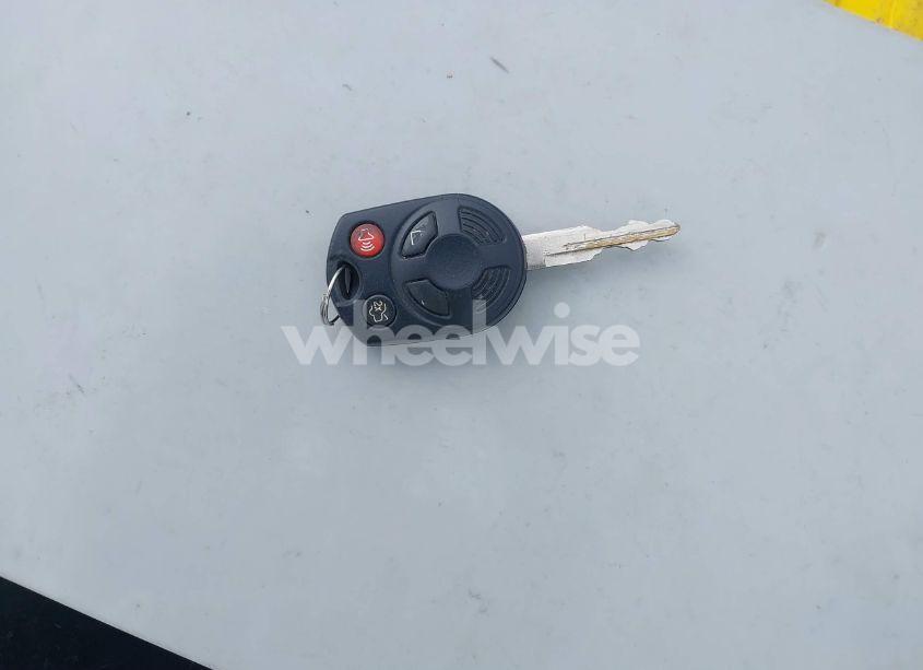 Photo 11 of 2010 Ford Escape LIMITED (VIN 1FMCU9EG5AKD30214)