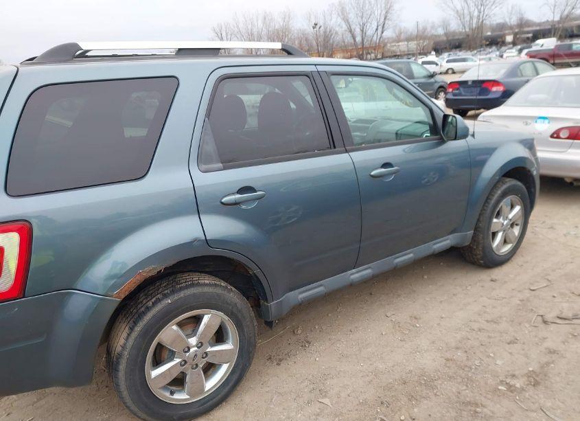 Photo 4 of 2011 Ford Escape LIMITED (VIN 1FMCU9EG5BKA68437)