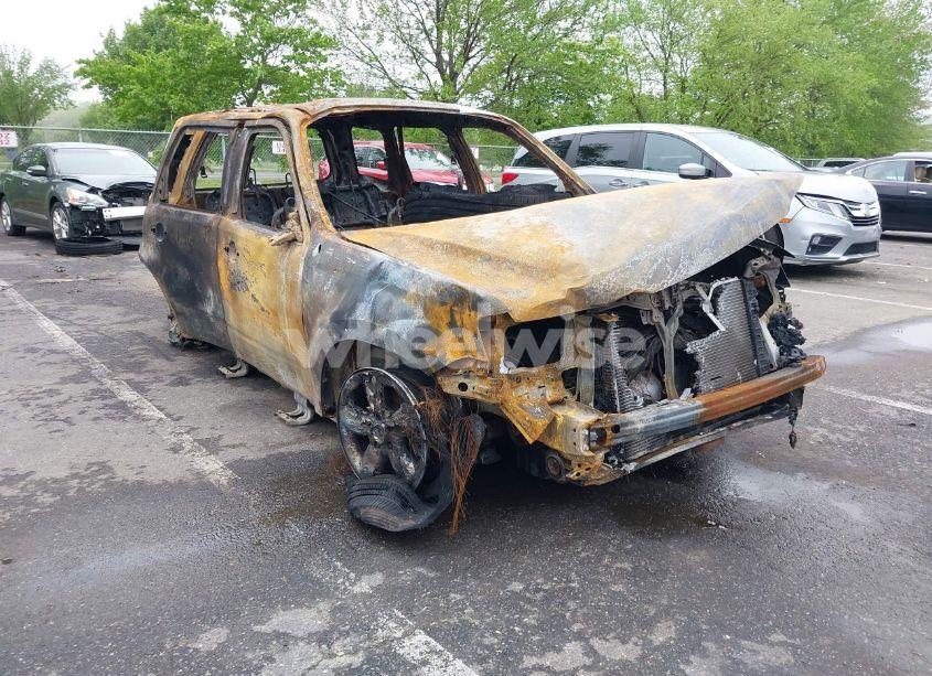 2011 Ford Escape LIMITED (VIN 1FMCU9EG5BKB89128) main photo