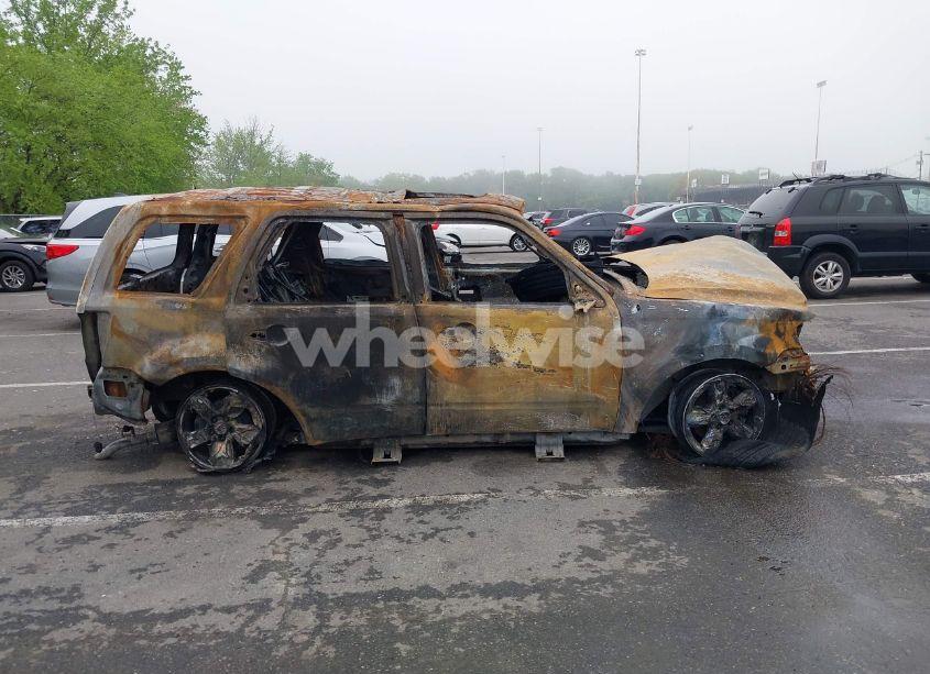 Photo 12 of 2011 Ford Escape LIMITED (VIN 1FMCU9EG5BKB89128)