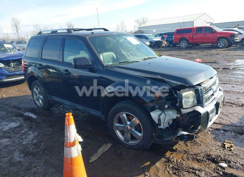 2011 Ford Escape LIMITED (VIN 1FMCU9EG5BKC09720) main photo