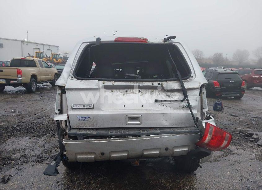 Photo 15 of 2011 Ford Escape LIMITED (VIN 1FMCU9EG5BKC59162)