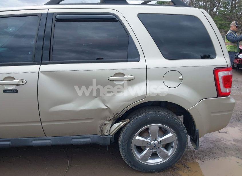 Photo 6 of 2012 Ford Escape LIMITED (VIN 1FMCU9EG5CKC24283)