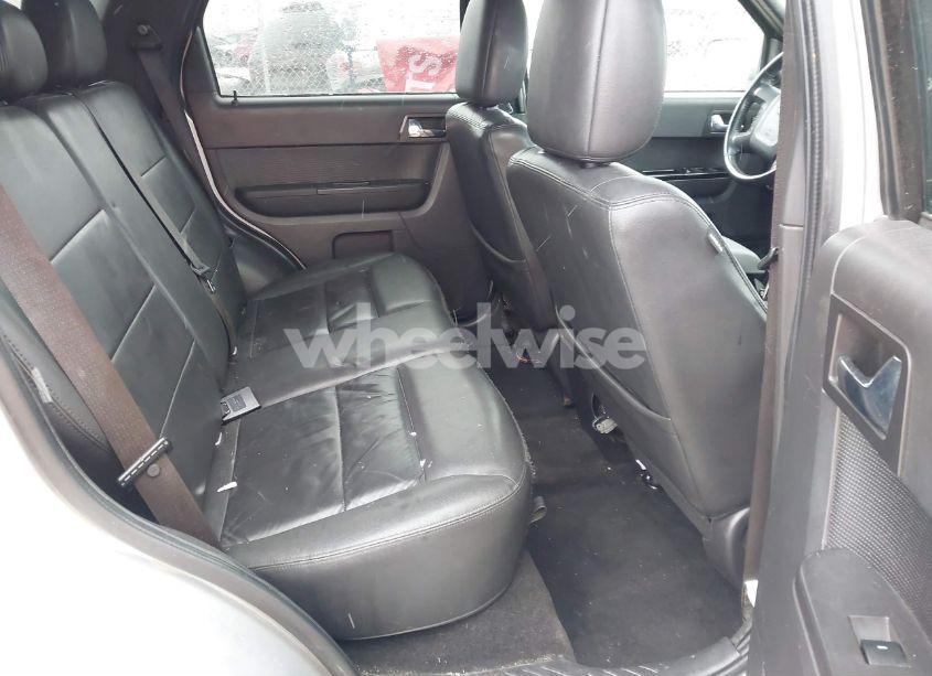 Photo 8 of 2010 Ford Escape LIMITED (VIN 1FMCU9EG6AKA73015)