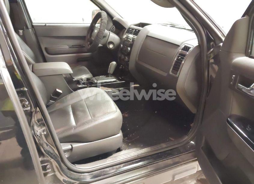 Photo 5 of 2010 Ford Escape LIMITED (VIN 1FMCU9EG6AKC69875)