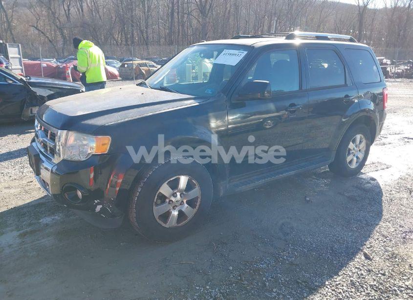 Photo 2 of 2010 Ford Escape LIMITED (VIN 1FMCU9EG6AKD41562)