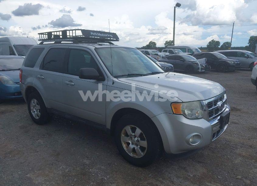 2011 Ford Escape LIMITED (VIN 1FMCU9EG6BKA98997) main photo