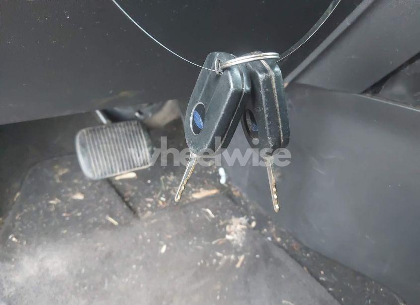 Photo 11 of 2011 Ford Escape LIMITED (VIN 1FMCU9EG6BKA98997)