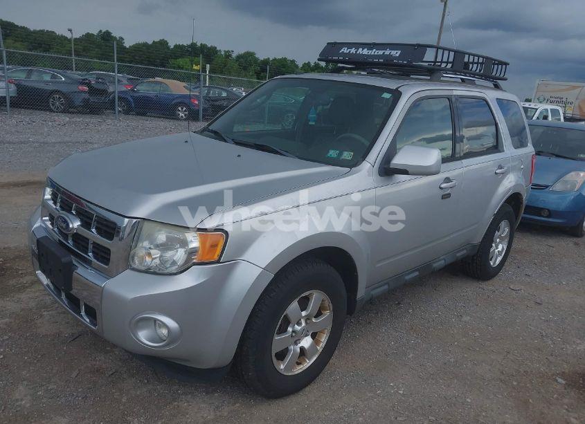 Photo 2 of 2011 Ford Escape LIMITED (VIN 1FMCU9EG6BKA98997)