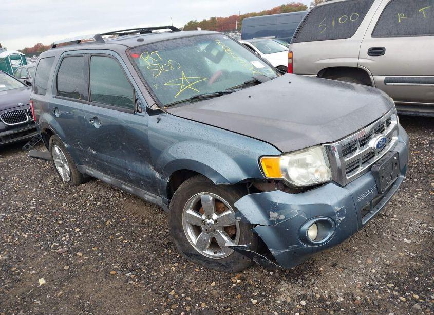 2011 Ford Escape LIMITED (VIN 1FMCU9EG6BKB88098) main photo