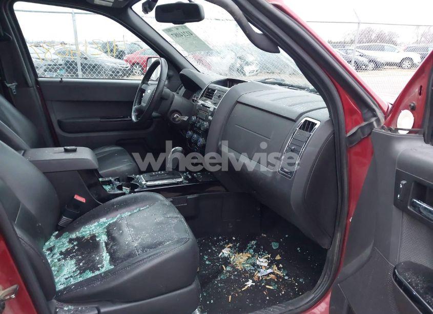 Photo 5 of 2011 Ford Escape LIMITED (VIN 1FMCU9EG6BKB98274)