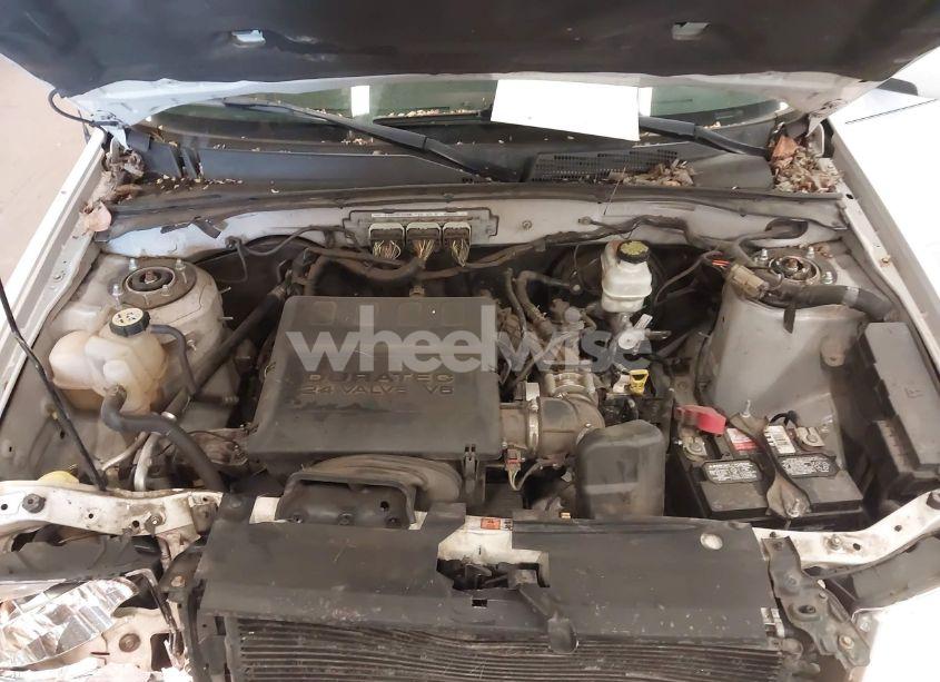 Photo 10 of 2011 Ford Escape LIMITED (VIN 1FMCU9EG6BKC13470)