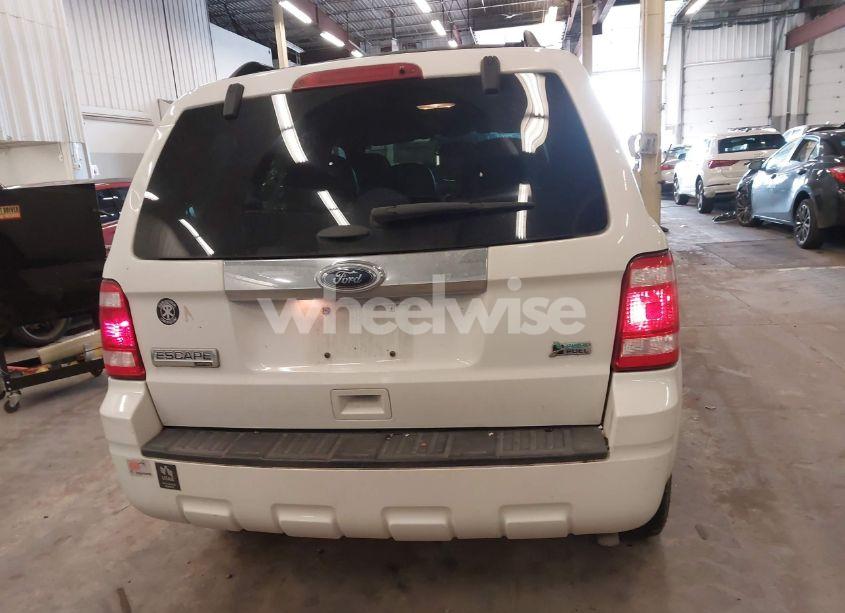 Photo 17 of 2011 Ford Escape LIMITED (VIN 1FMCU9EG6BKC13470)