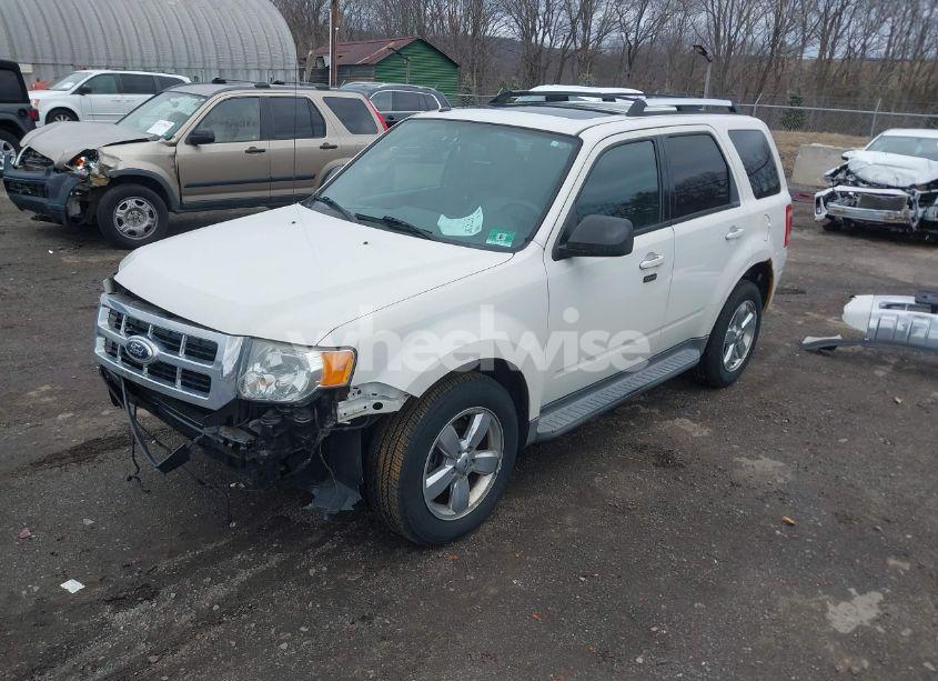 Photo 2 of 2012 Ford Escape LIMITED (VIN 1FMCU9EG6CKC37513)