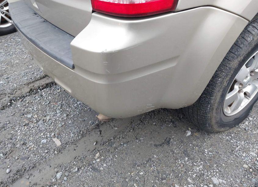 Photo 13 of 2010 Ford Escape LIMITED (VIN 1FMCU9EG7AKB77979)