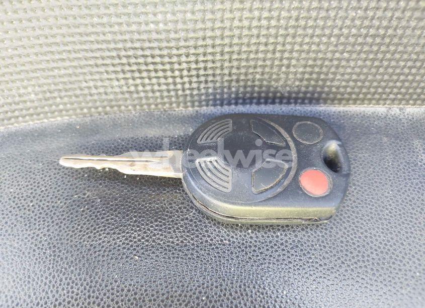 Photo 11 of 2010 Ford Escape LIMITED (VIN 1FMCU9EG7AKC60179)