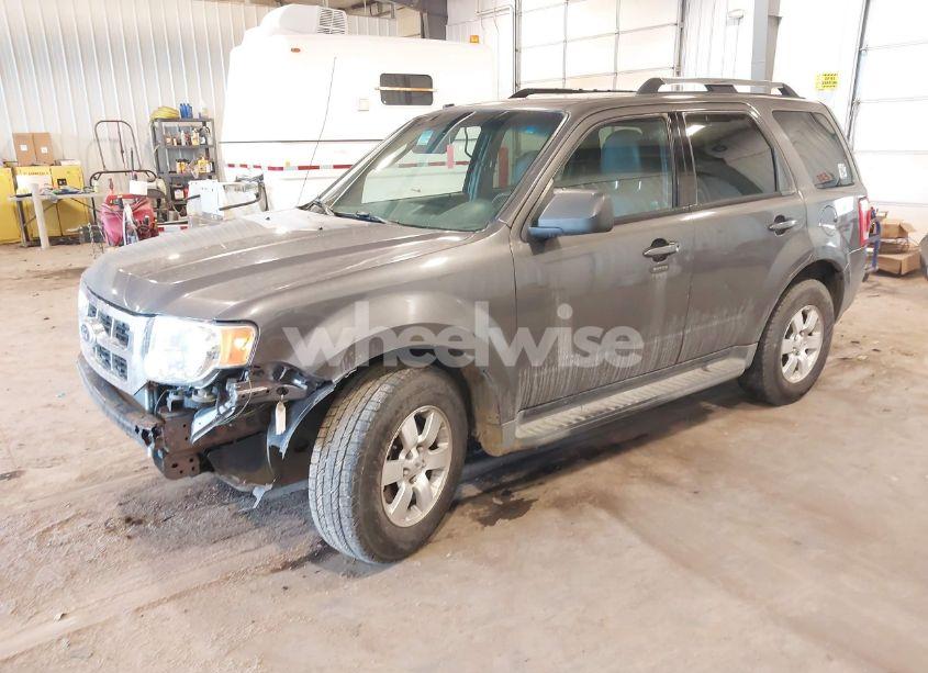 Photo 2 of 2010 Ford Escape LIMITED (VIN 1FMCU9EG7AKD15746)