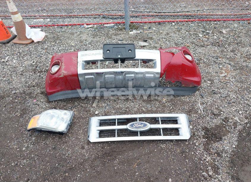 Photo 12 of 2010 Ford Escape LIMITED (VIN 1FMCU9EG7AKD31803)