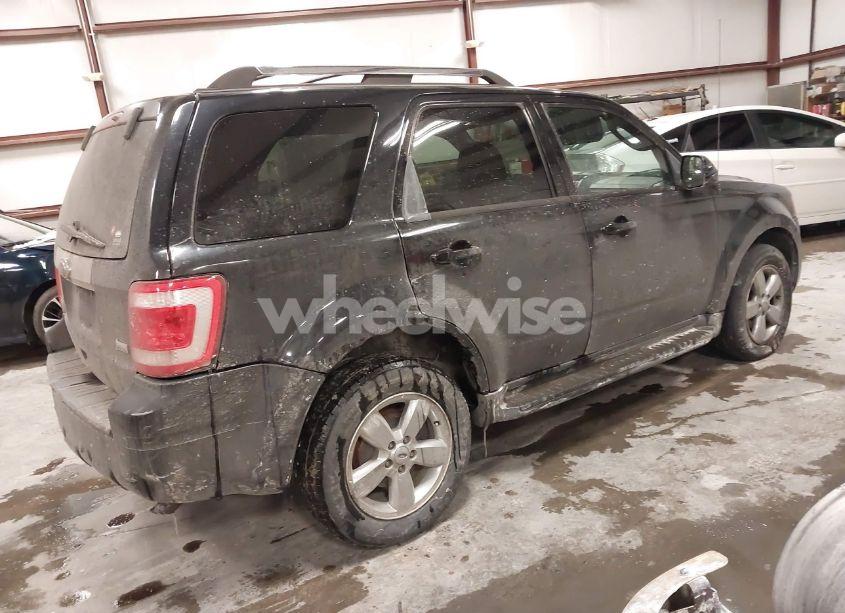 Photo 4 of 2010 Ford Escape LIMITED (VIN 1FMCU9EG7AKD38718)