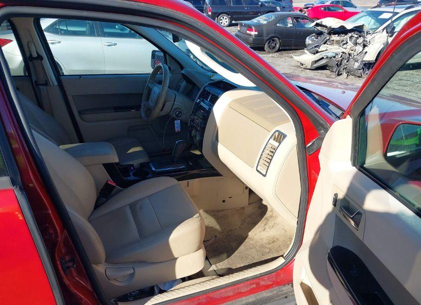 Photo 5 of 2011 Ford Escape LIMITED (VIN 1FMCU9EG7BKA65815)