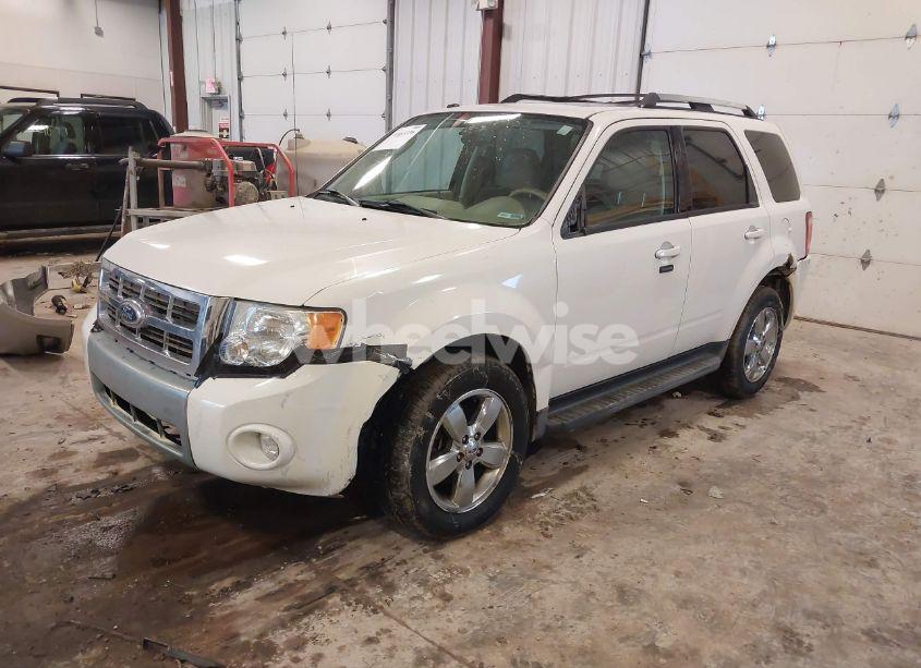 Photo 2 of 2012 Ford Escape LIMITED (VIN 1FMCU9EG7CKB10060)