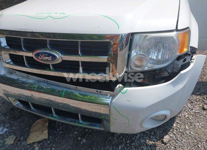 Photo 14 of 2010 Ford Escape LIMITED (VIN 1FMCU9EG8AKC42841)