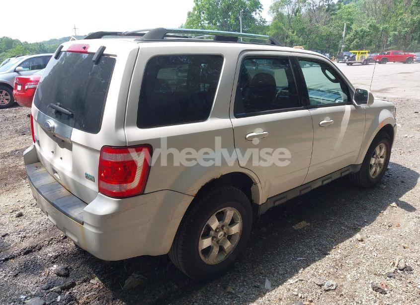 Photo 4 of 2010 Ford Escape LIMITED (VIN 1FMCU9EG8AKC42841)