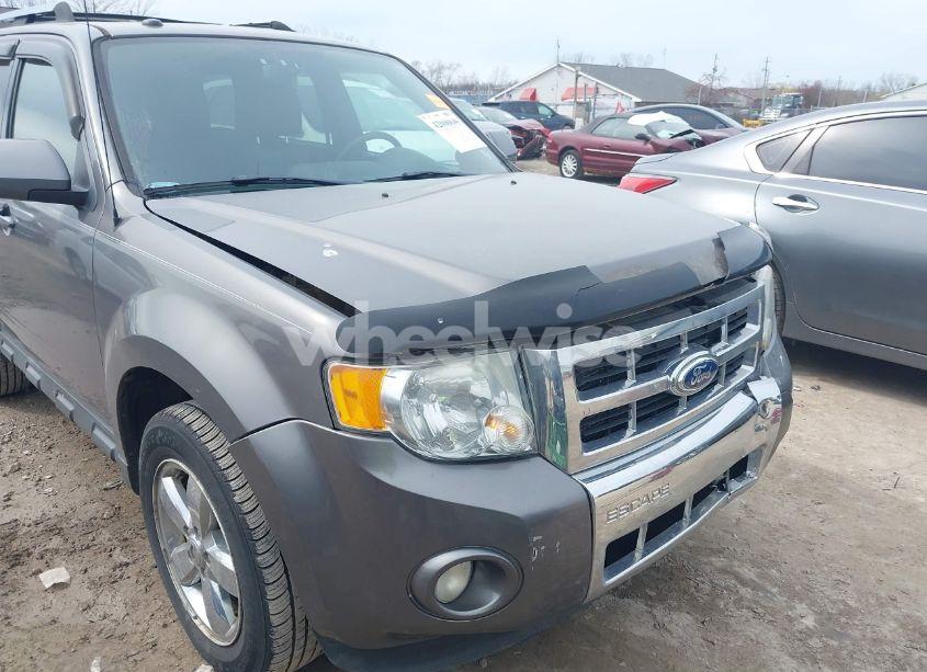 Photo 6 of 2011 Ford Escape LIMITED (VIN 1FMCU9EG8BKB11779)