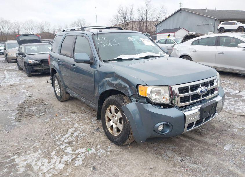 2011 Ford Escape LIMITED (VIN 1FMCU9EG8BKB29800) main photo