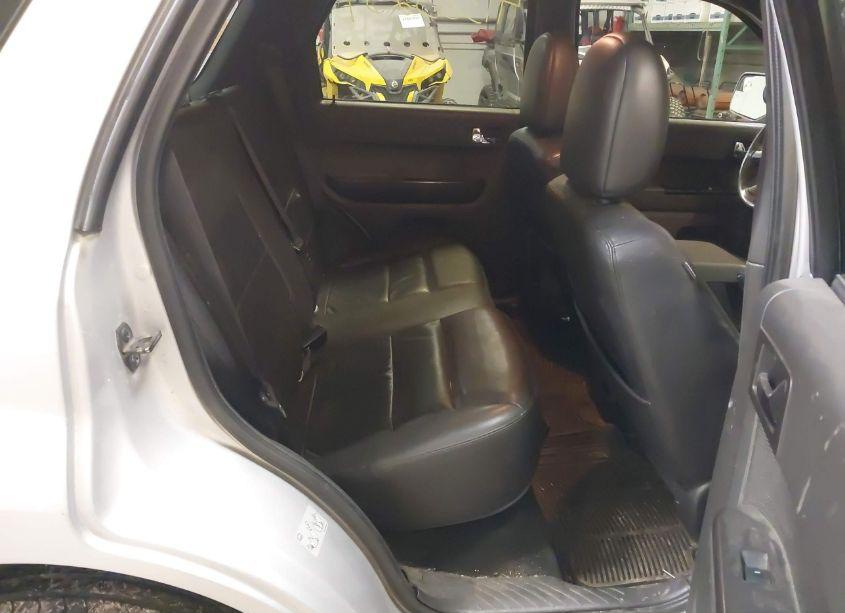 Photo 8 of 2011 Ford Escape LIMITED (VIN 1FMCU9EG8BKB38173)