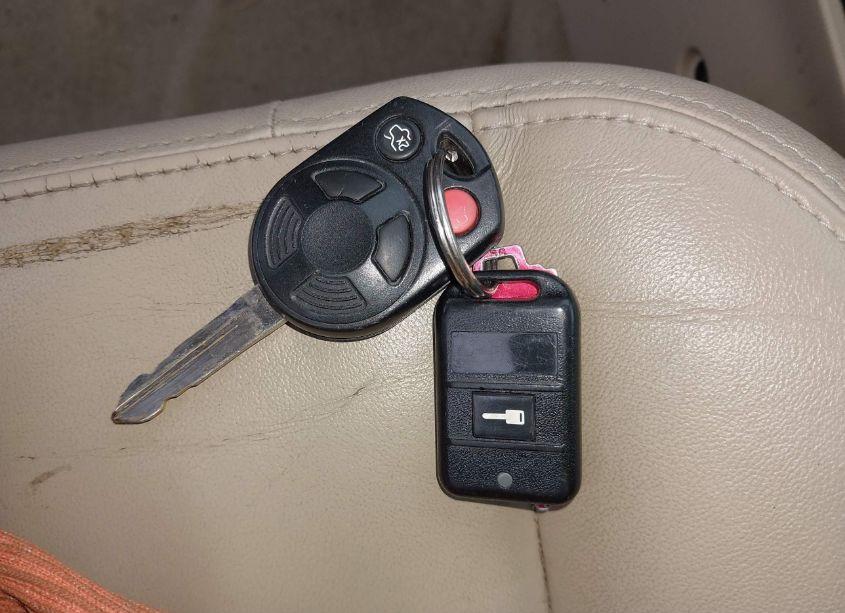 Photo 11 of 2011 Ford Escape LIMITED (VIN 1FMCU9EG8BKB58732)