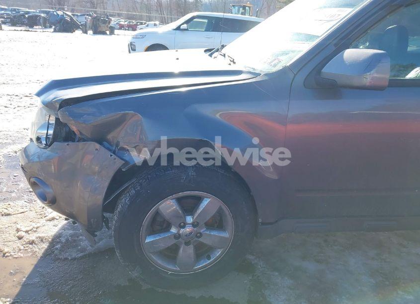 Photo 13 of 2012 Ford Escape LIMITED (VIN 1FMCU9EG8CKC52840)