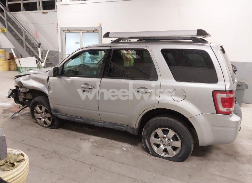 Photo 14 of 2010 Ford Escape LIMITED (VIN 1FMCU9EG9AKA68603)